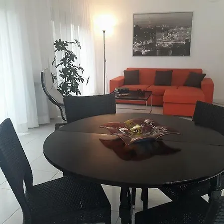 Sunny House In Ferienhaus *